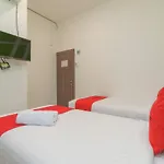 RedDoorz Plus near UIN Raden Fatah Palembang